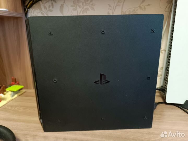 Sony PS4 pro 1tb