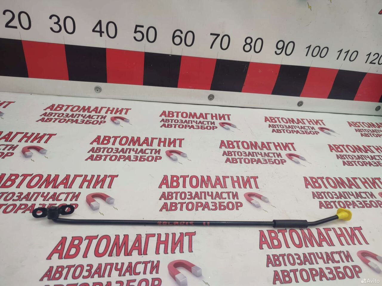 Держатель капота Хендай Солярис 2