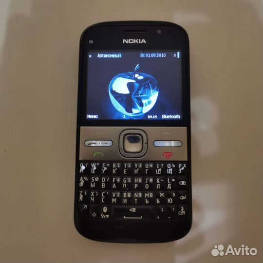 Телефон Nokia Е5-00