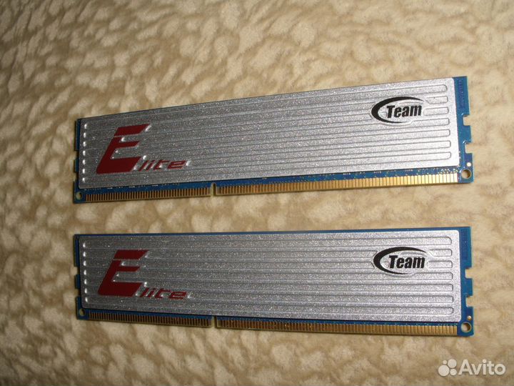 Оперативная память по 2Гб с радиатором 2шт