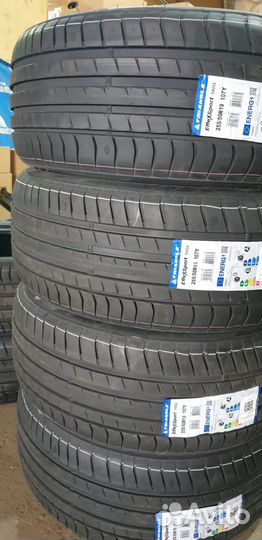 Triangle EffeXSport TH202 235/45 R17 97Y