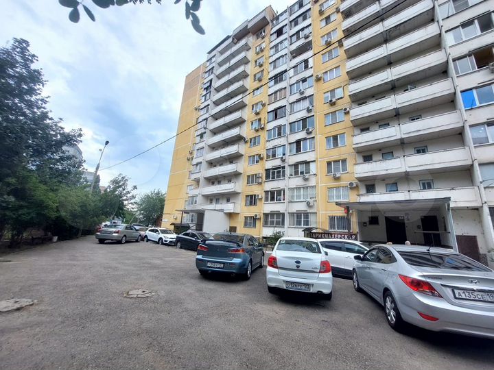 3-к. квартира, 90,8 м², 2/12 эт.