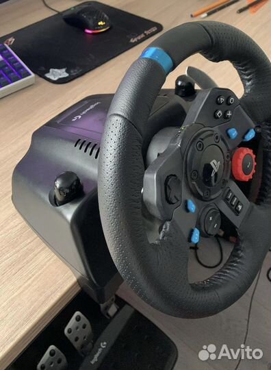 Игровой руль Logitech G29