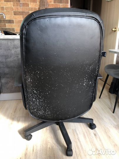 Компьютерное кресло