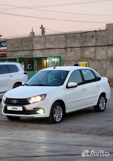 LADA Granta 1.6 МТ, 2021, 42 000 км