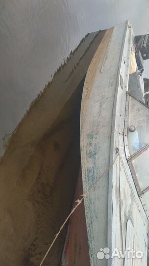 Продам лодку Амур с мотором Меркурий