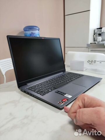 Новый Lenovo Ryzen 5300 16Gb 256SSD +1Tb 15.6