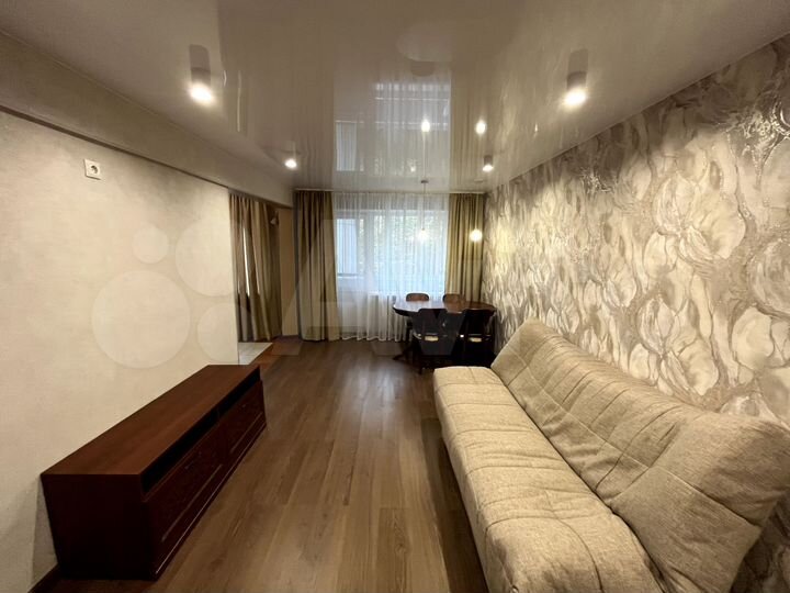 3-к. квартира, 65 м², 2/5 эт.