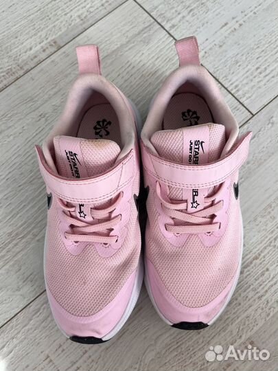 Кроссовки для девочки Nike 30 размер