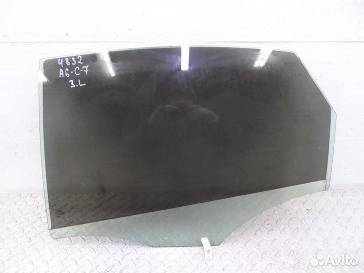 Стекло двери задней левой Audi A6 C7