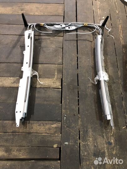 Механизм панорамной крыши Mercedes E-Class W207