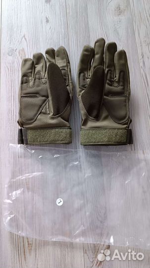 Тактические перчатки, очки, наколенники