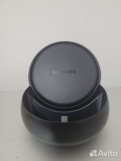 Док станция Samsung DeX EE-MG950