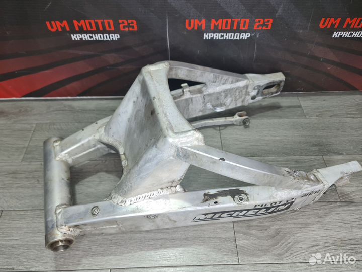 Маятник Suzuki gsx-r 750 k1 k2 k3