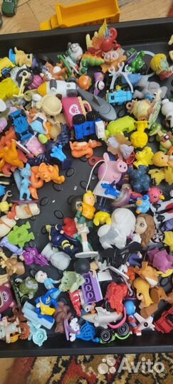 Набор игрушек из киндера без разбора для коллекции