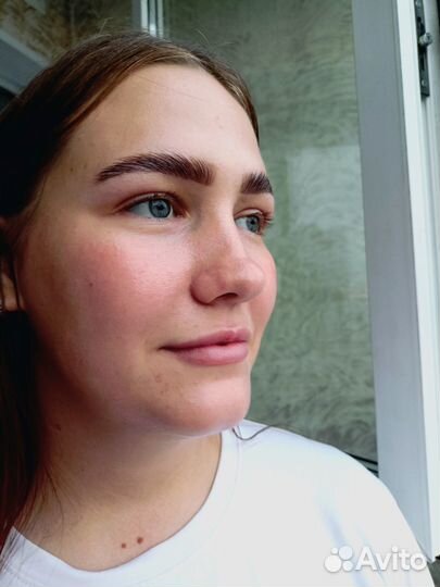 Мастер бровист