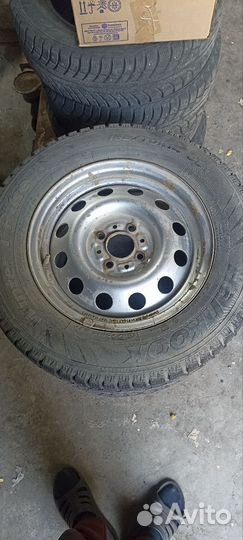 R14 Hankook Winter I'Pike 185/70, PCD 4x98 DIA 58