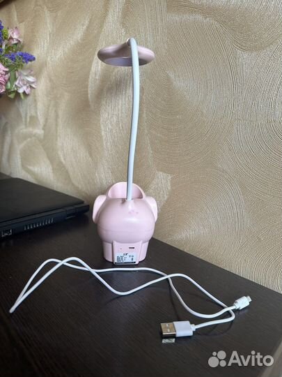 Светильник настольный