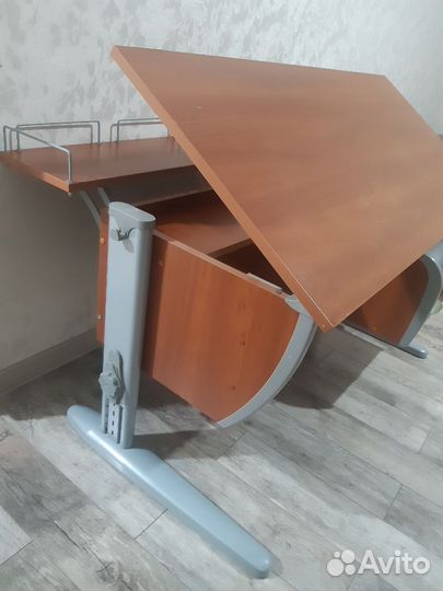 Письменный стол-парта
