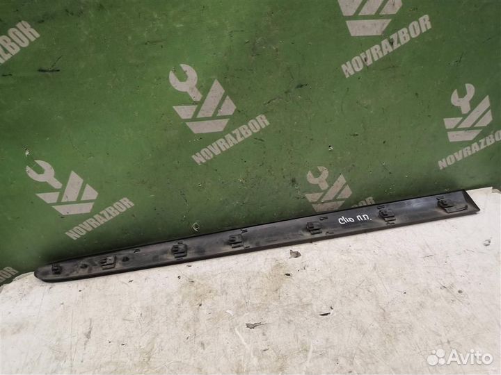 Молдинг передней правой двери Рено Клио 2 Симбол