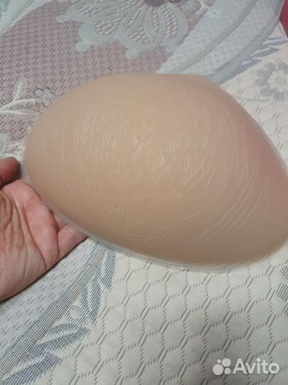 Протез молочной железы