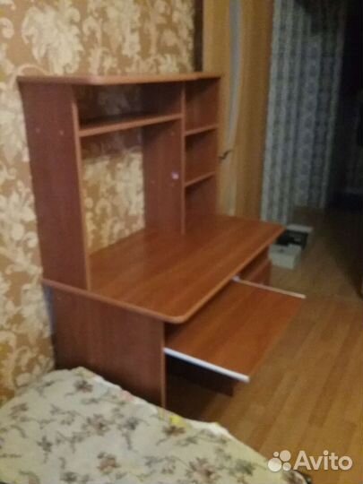 Письменный стол для школьника бу универсальный
