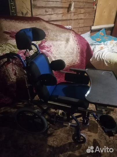 Инвалидная коляска