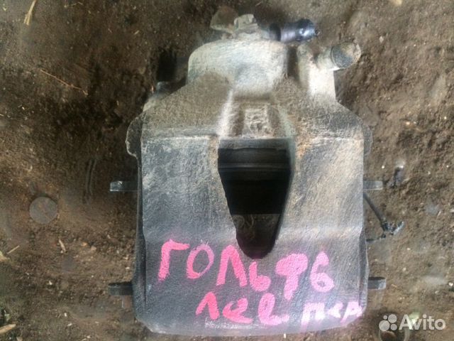 Суппорт перед левый\правый Volkswagen Golf 6 гольф