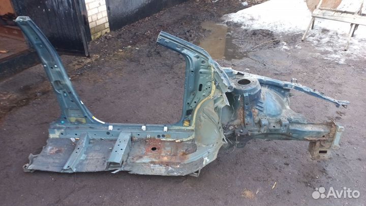 Левая часть кузова на Тойота королла 150 кузов