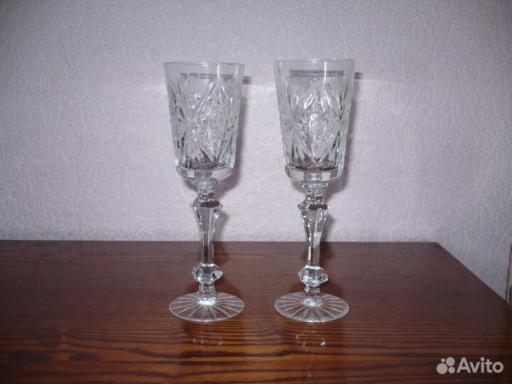 Бокал Герб Росс.империи и Фужеры свадеб.хрусталь