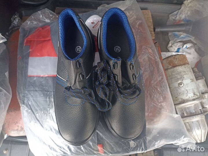 Костюм женский, Ботинки рабочие