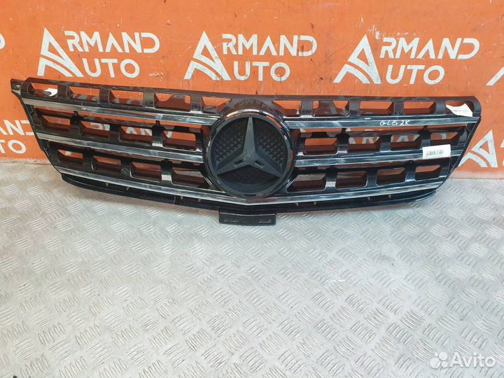 Решетка радиатора Mercedes M Ml Gle-Class W166