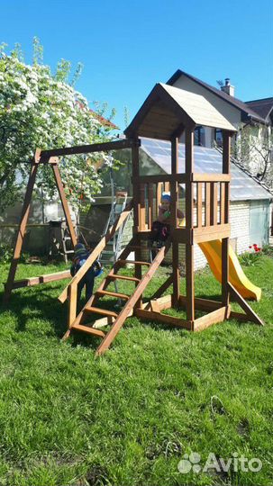 Детская уличная площадка