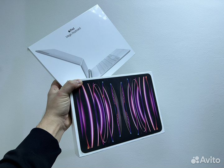 Hoвый iPad 11 Pro 256 Gb + Magic Keyboard