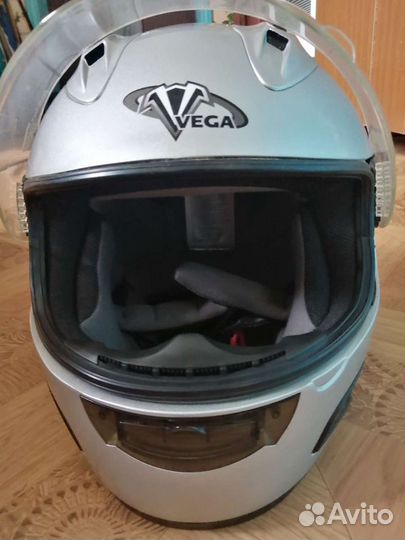 Мото шлем vega