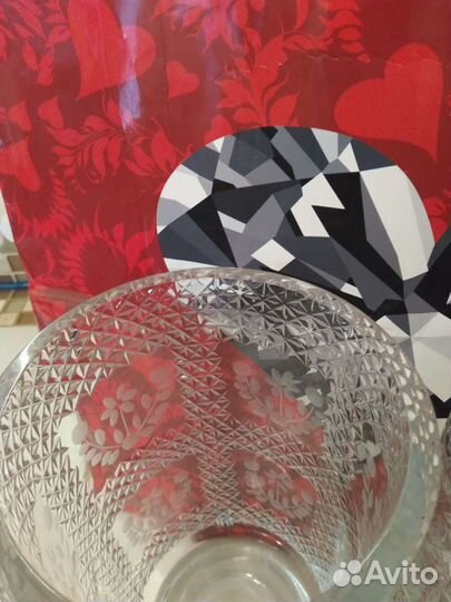 Хрустальная ваза