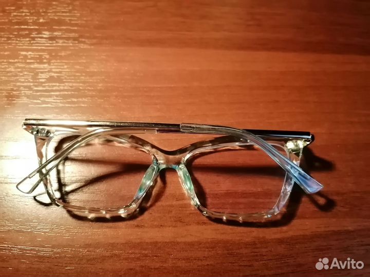 Оправа для очков женская новая