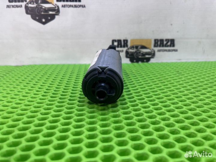 Моторчик регулировки сиденья передний левый L