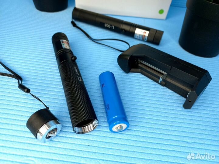 Мощный зелёный лазер +насадка звёздное небо до30км