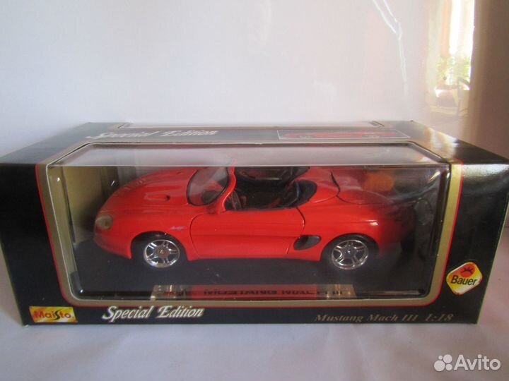 Модель 1:18 Mustang Mach 3 Maisto