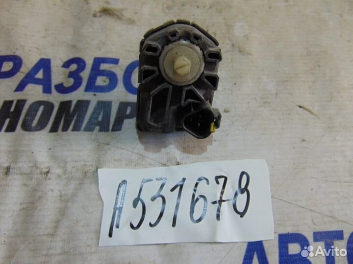 Моторчик корректора фары для Toyota Corolla 9 200