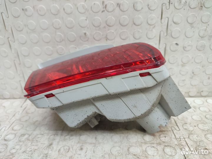 Птф задний правый Toyota Land Cruiser Prado 150