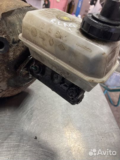 Главный тормозной цилиндр renault laguna 1