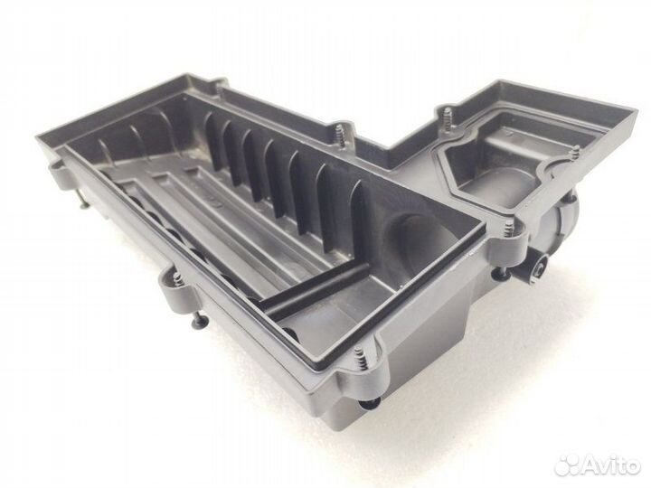 Крышка корпуса воздушного фильтра Volkswagen Golf