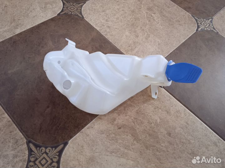 Бачок стеклоомывателя volkswagen