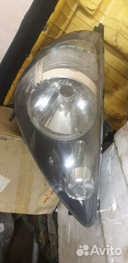 Хонда Джаз фара оригинал идеал