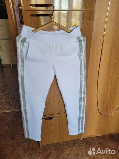 Спортивные брюки