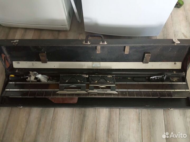 Вязальная машина нева