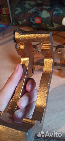 Скобы для 15 вентилируемых дисков ваз