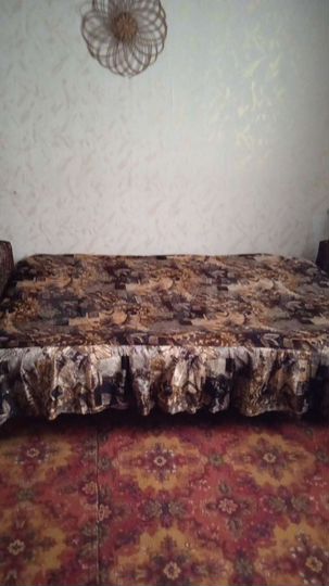 4-к. квартира, 70 м², 1/1 эт.